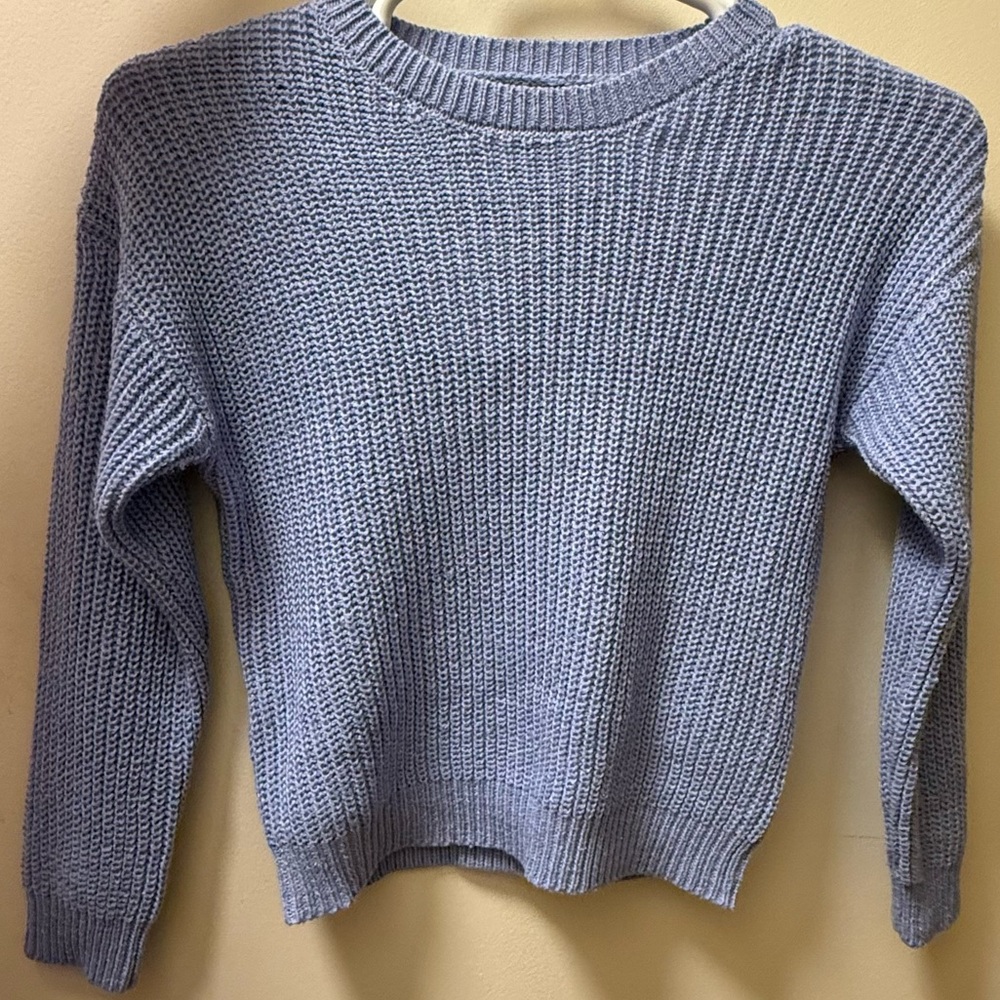 Forever 21 Light Blue Crew Neck Sweater Brand New 11/12 kids size